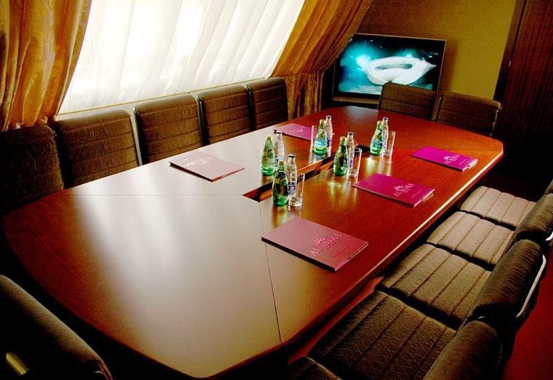 Aurora Premier Hotel Jarkov Facilidades foto
