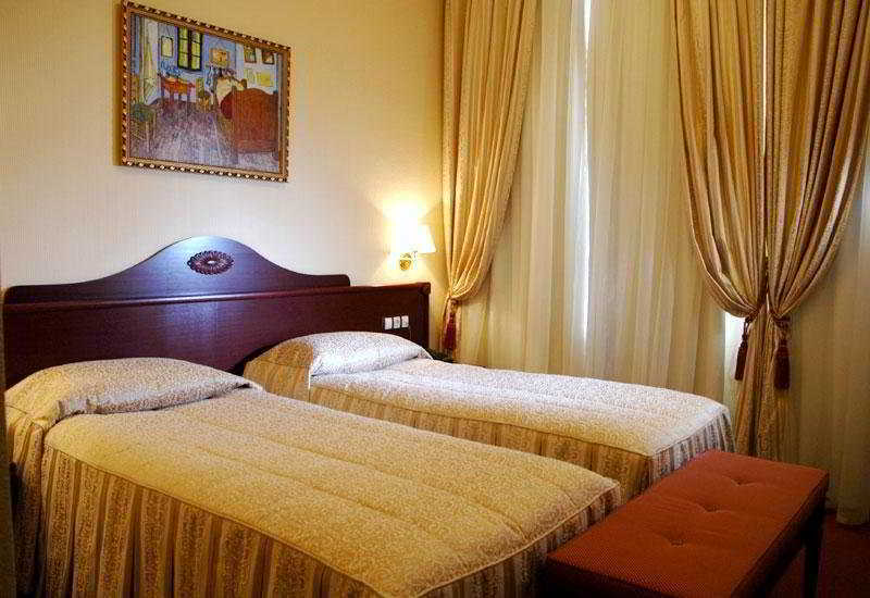 Aurora Premier Hotel Jarkov Exterior foto